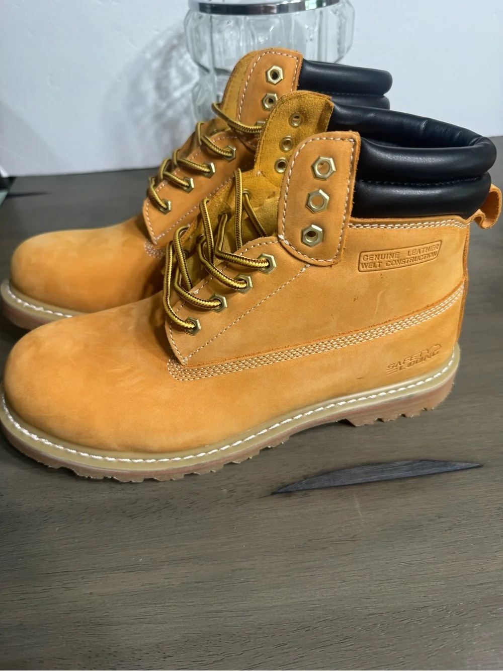 NIB Safety Loong 6-Inch Wheat Work Boots